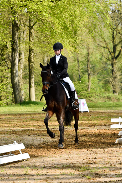 Quali für Goldene Schärpe Ponys in Berge   6+7.5.23 | Emma Triphaus - Calle Cool_23 