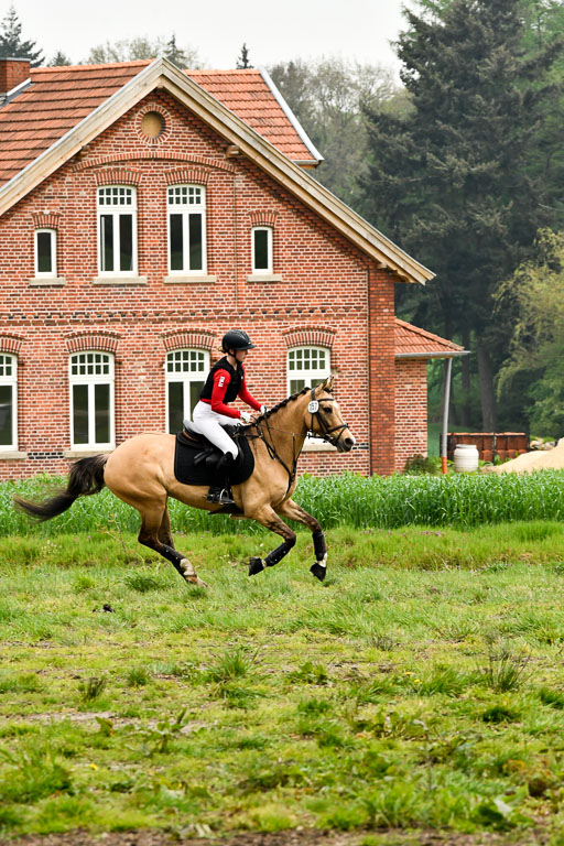 Quali für Goldene Schärpe Ponys in Berge   6+7.5.23 | Finnja Schruttke - Don Vito_33 