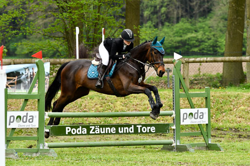 Quali für Goldene Schärpe Ponys in Berge   6+7.5.23 | Jara Fricke mit Scarlett_29 