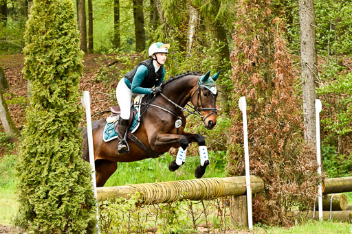 Quali für Goldene Schärpe Ponys in Berge   6+7.5.23 | Jara Fricke mit Scarlett_32 