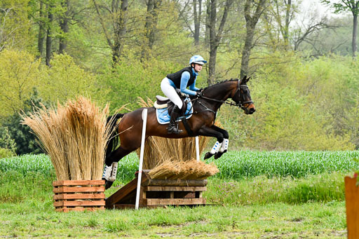 Quali für Goldene Schärpe Ponys in Berge   6+7.5.23 | Jara Fricke  mit Sir Lancelot_33 