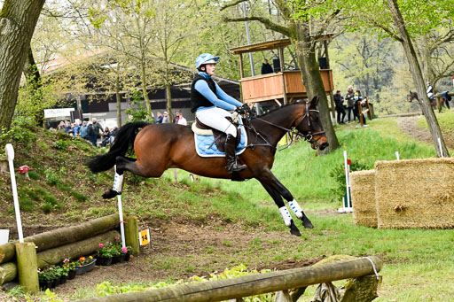 Quali für Goldene Schärpe Ponys in Berge   6+7.5.23 | Jara Fricke  mit Sir Lancelot_42 