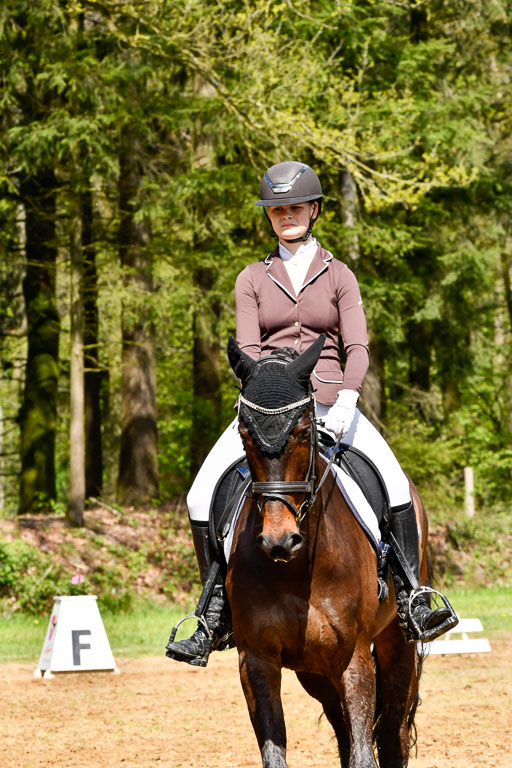 Quali für Goldene Schärpe Ponys in Berge   6+7.5.23 | Leni Schräder - Christal Heart_04 