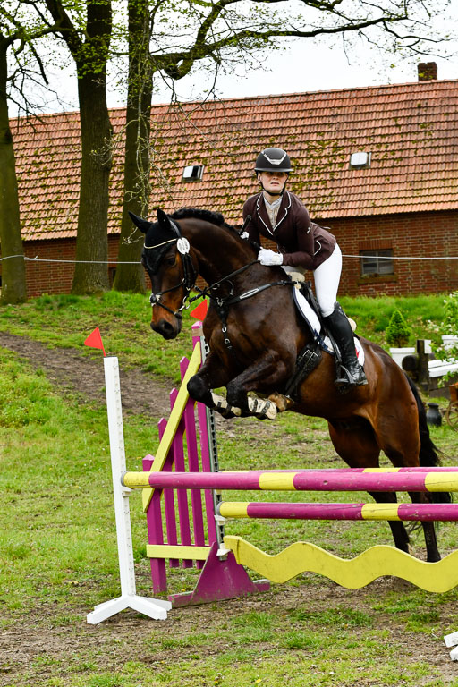 Quali für Goldene Schärpe Ponys in Berge   6+7.5.23 | Leni Schräder - Christal Heart_24 