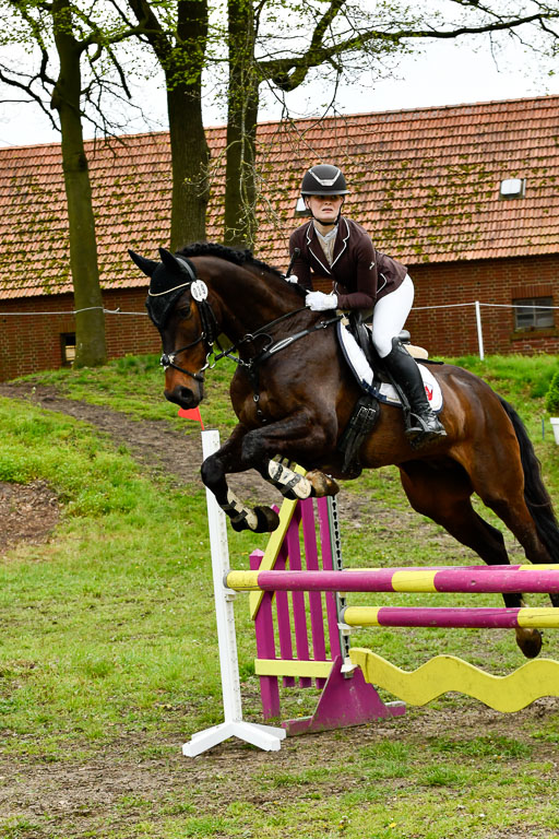 Quali für Goldene Schärpe Ponys in Berge   6+7.5.23 | Leni Schräder - Christal Heart_25 