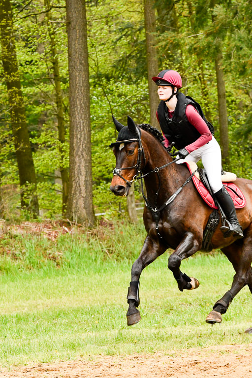 Quali für Goldene Schärpe Ponys in Berge   6+7.5.23 | Leni Schräder - Christal Heart_53 