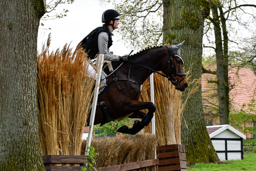 Quali für Goldene Schärpe Ponys in Berge   6+7.5.23 | Leni Schräder - Denver_30 