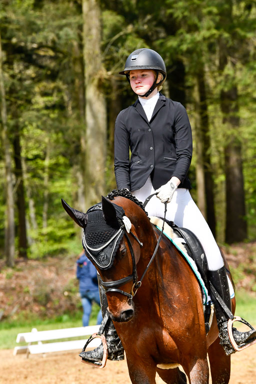 Quali für Goldene Schärpe Ponys in Berge   6+7.5.23 | Linn Barlag - Faridah_06 
