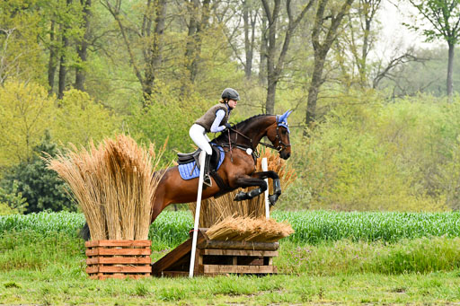 Quali für Goldene Schärpe Ponys in Berge   6+7.5.23 | Linn Barlag - Faridah_35 