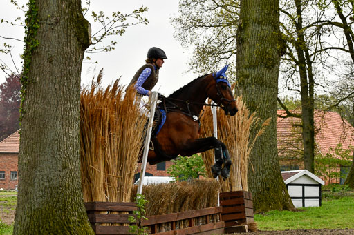 Quali für Goldene Schärpe Ponys in Berge   6+7.5.23 | Linn Barlag - Faridah_37 