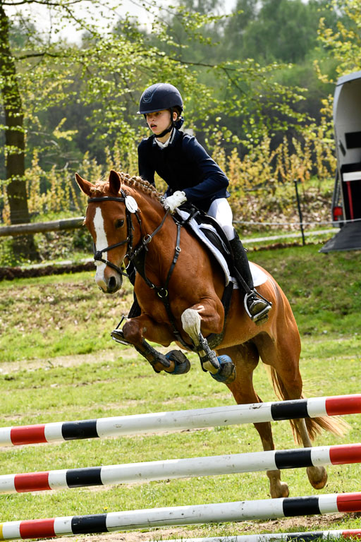 Quali für Goldene Schärpe Ponys in Berge   6+7.5.23 | Louise Pompey mit Sweety de Luxe_20 