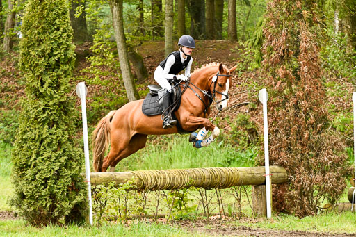 Quali für Goldene Schärpe Ponys in Berge   6+7.5.23 | Louise Pompey mit Sweety de Luxe_33 