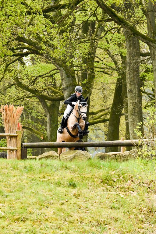 Quali für Goldene Schärpe Ponys in Berge   6+7.5.23 | Malin Brackmann - Gino_42 