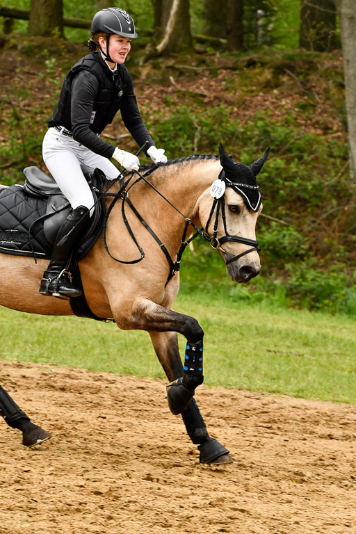 Quali für Goldene Schärpe Ponys in Berge   6+7.5.23 | Malin Brackmann - Gino_48 