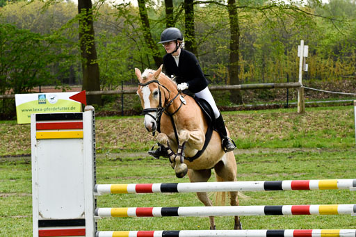 Quali für Goldene Schärpe Ponys in Berge   6+7.5.23 | Mayra Lynn Meyer - Amaretto_17 