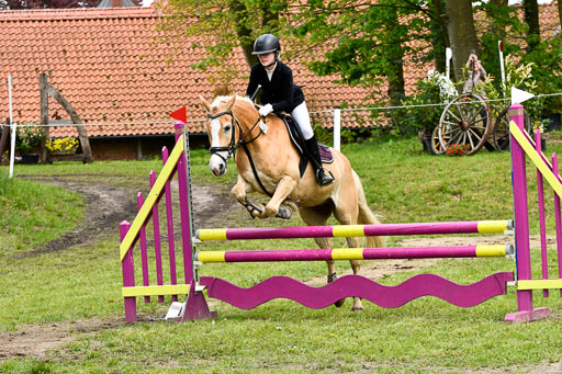 Quali für Goldene Schärpe Ponys in Berge   6+7.5.23 | Mayra Lynn Meyer - Amaretto_21 
