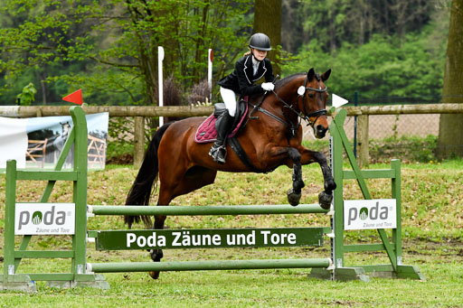 Quali für Goldene Schärpe Ponys in Berge   6+7.5.23 | Tomke Päben - C'est Mia_22 