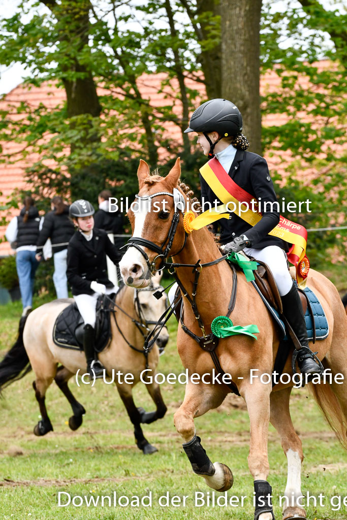 Quali für Goldene Schärpe Ponys in Berge   6+7.5.23 | 07052023 - Siegerehrungen_076 