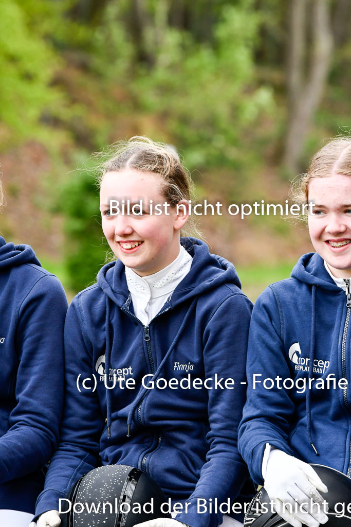 Quali für Goldene Schärpe Ponys in Berge   6+7.5.23 | 07052023 - Siegerehrungen_095 