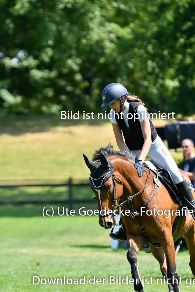 DERBYPARH HH KLEIN FLOTTBEK - Amateurturnier | 100623 L-Springen _001