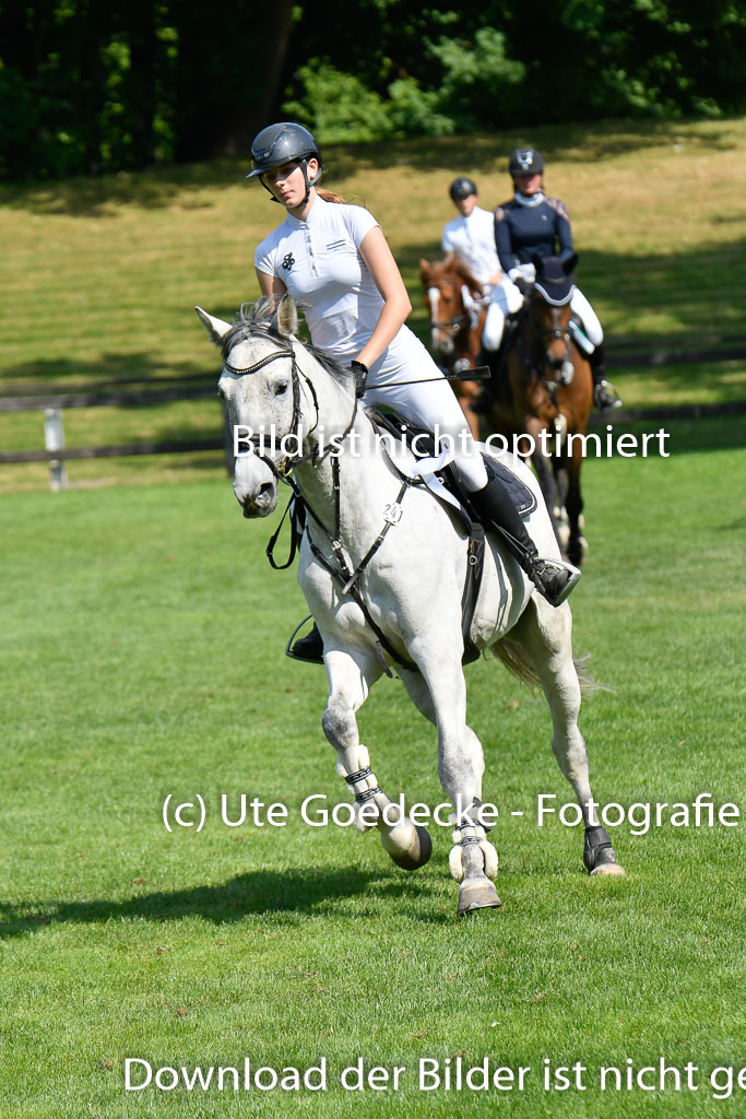 DERBYPARH HH KLEIN FLOTTBEK - Amateurturnier | 100623 L-Springen _270
