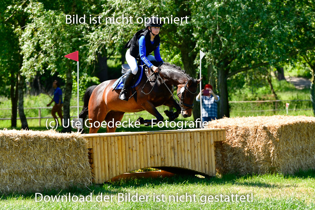 Goldene Schärpe Ponys in Hohen Luckow 1-4.6.23 | 04062023 -Elisa Wetzlar - Cleopatra_08 