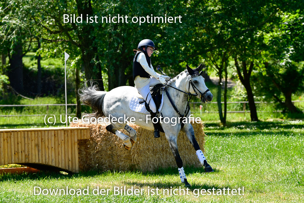 Goldene Schärpe Ponys in Hohen Luckow 1-4.6.23 | 04062023 Antonia Schöning - kaiser_17 