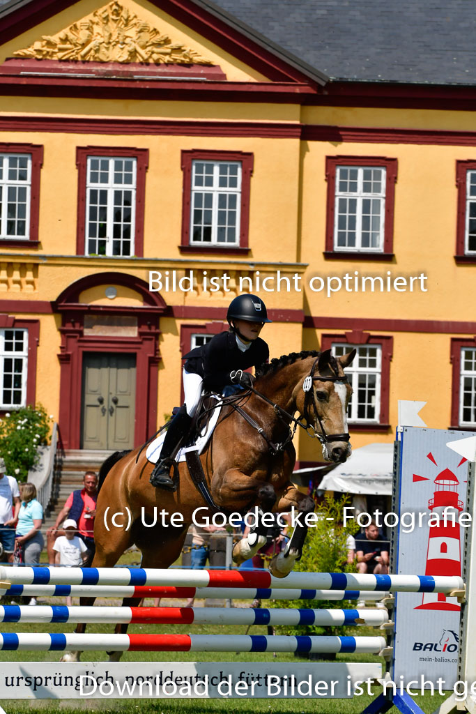 Goldene Schärpe Ponys in Hohen Luckow 1-4.6.23 | 04062023 Greta Marie Löhr - Dainy_23 