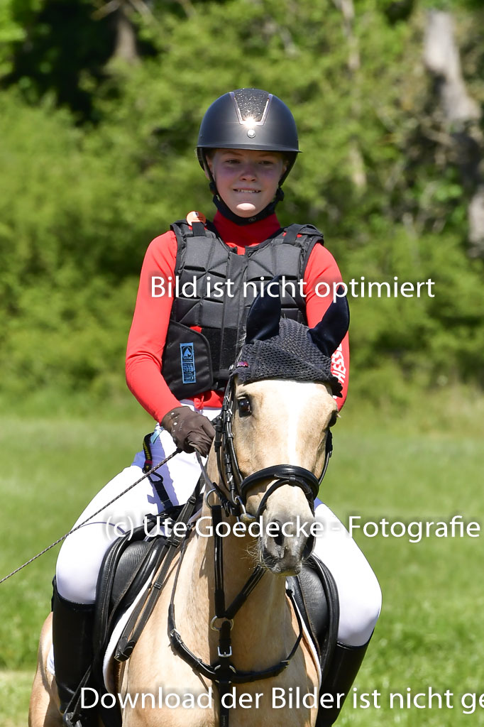 Goldene Schärpe Ponys in Hohen Luckow 1-4.6.23 | 04062023 Karlotta Walla - Lilian_01 