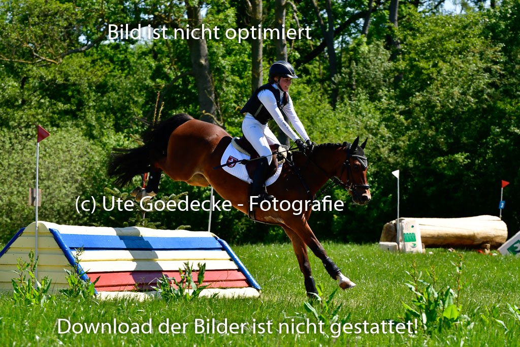 Goldene Schärpe Ponys in Hohen Luckow 1-4.6.23 | 04062023  Lea Brügge - Mamas Liebling _09 