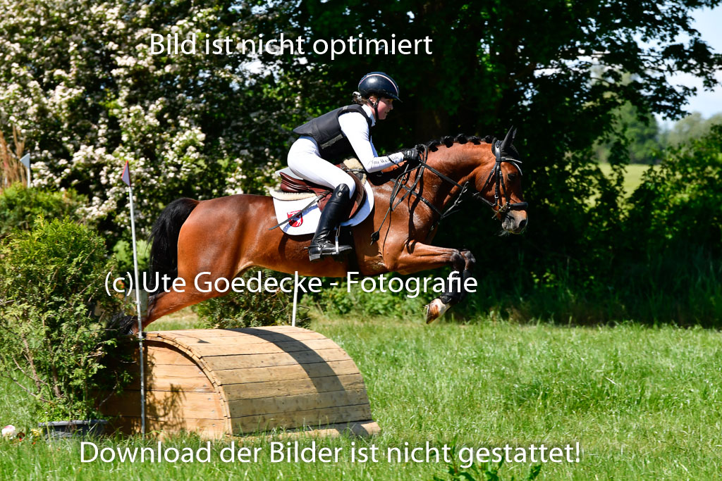 Goldene Schärpe Ponys in Hohen Luckow 1-4.6.23 | 04062023  Lea Brügge - Mamas Liebling _11 