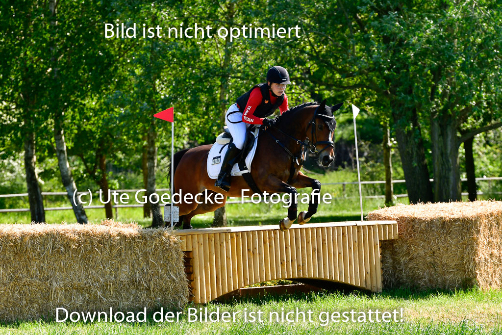 Goldene Schärpe Ponys in Hohen Luckow 1-4.6.23 | 04062023 Lena Hahn - Top Campina_15 