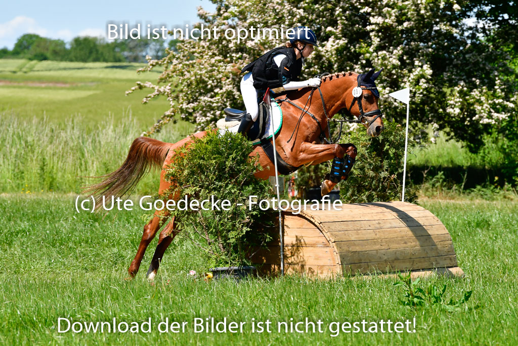 Goldene Schärpe Ponys in Hohen Luckow 1-4.6.23 | 04062023 Lotta Hohmann - Devils Joy_09 