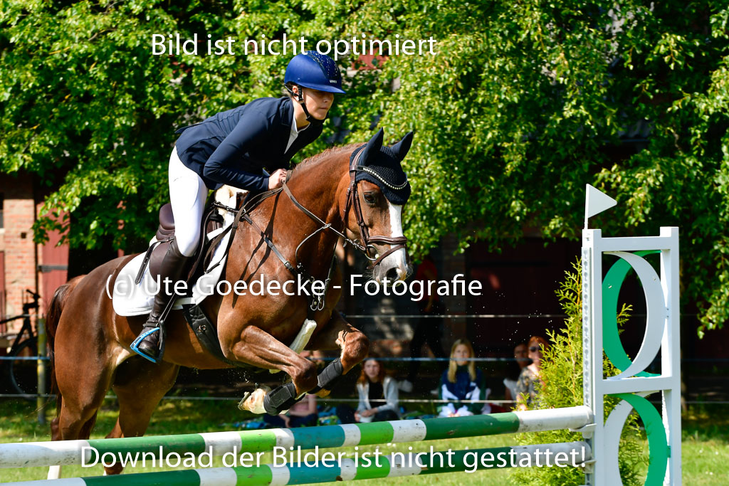 Goldene Schärpe Ponys in Hohen Luckow 1-4.6.23 | 04062023  Magdalena Schwaar - Princess C_15 