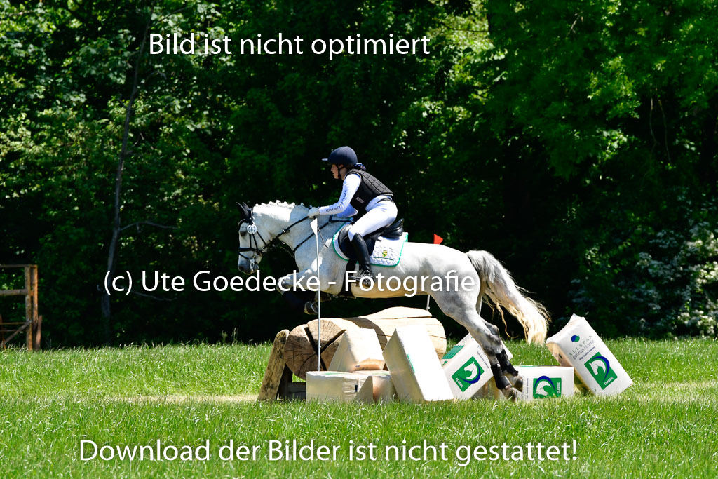 Goldene Schärpe Ponys in Hohen Luckow 1-4.6.23 | 04062023 Mia Müller - Lonsdale Lucky Star_04