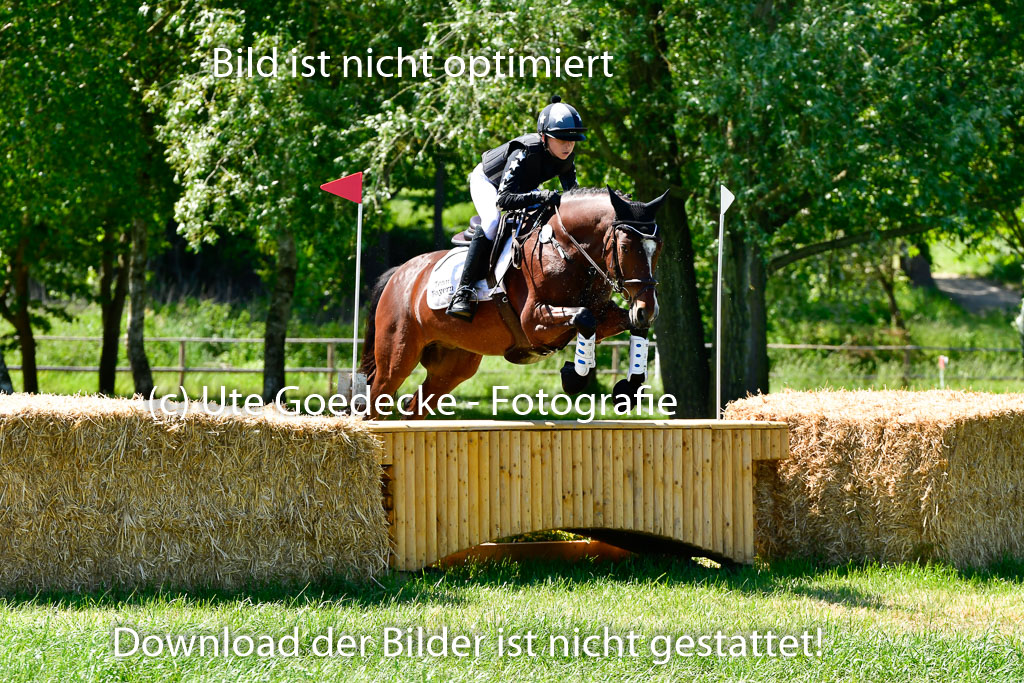 Goldene Schärpe Ponys in Hohen Luckow 1-4.6.23 | 040620923 Laura Pankratz - Fs Dolittle_08 