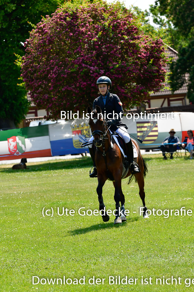 Goldene Schärpe Ponys in Hohen Luckow 1-4.6.23 | Clara Wrehde - Copa Cabano_20 