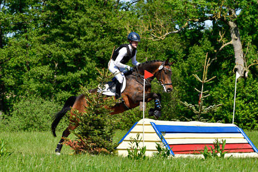 Goldene Schärpe Ponys in Hohen Luckow 1-4.6.23 | 04062023 - Carolin jankord - Mondeo_04 