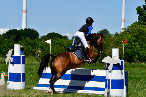Goldene Schärpe Ponys in Hohen Luckow 1-4.6.23 | 04062023 - Jette C Sievbers - Streicher_16 