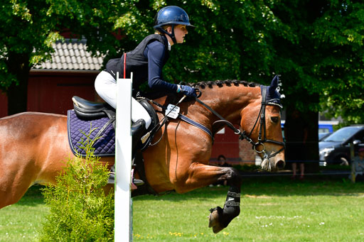 Goldene Schärpe Ponys in Hohen Luckow 1-4.6.23 | 04062023 - Jette C Sievbers - Streicher_21 