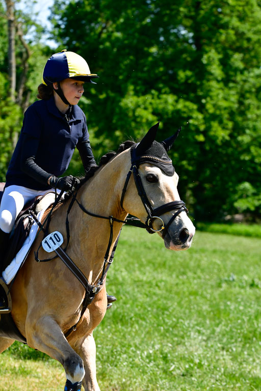 Goldene Schärpe Ponys in Hohen Luckow 1-4.6.23 | 04062023 Anna von Helldorf - Vespucci_03 