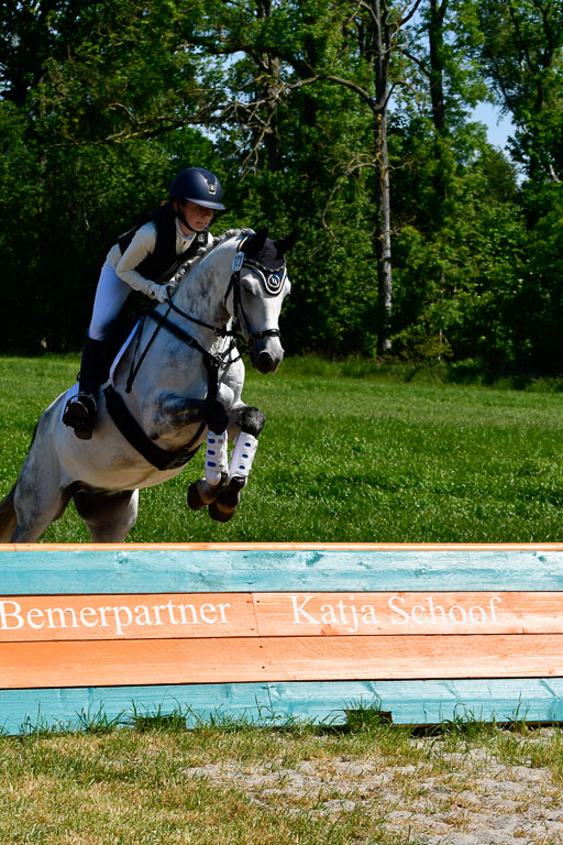 Goldene Schärpe Ponys in Hohen Luckow 1-4.6.23 | 04062023 Antonia Schöning - kaiser_02 