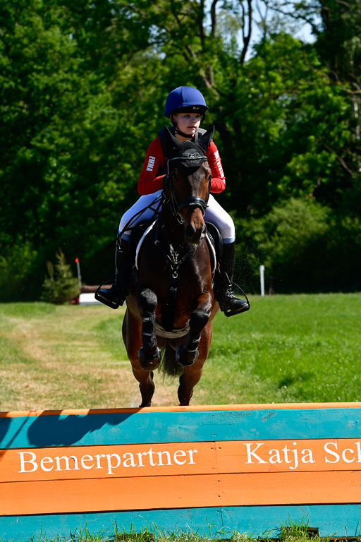 Goldene Schärpe Ponys in Hohen Luckow 1-4.6.23 | 04062023 Emma Triphauds - Calle Cool_01 