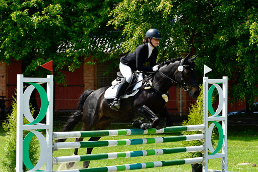 Goldene Schärpe Ponys in Hohen Luckow 1-4.6.23 | 04062023  Flora Endres - Dark Dynamite_19 