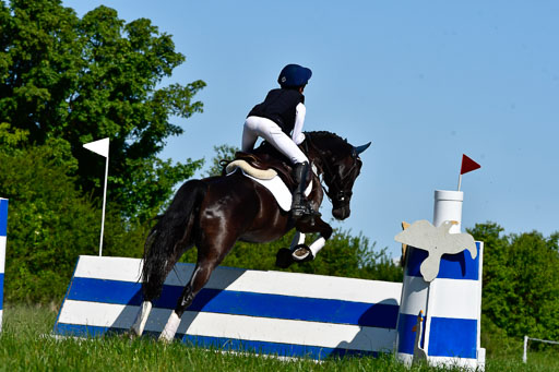 Goldene Schärpe Ponys in Hohen Luckow 1-4.6.23 | 04062023   Frieda Schulze Zurmussen - Milka_11 