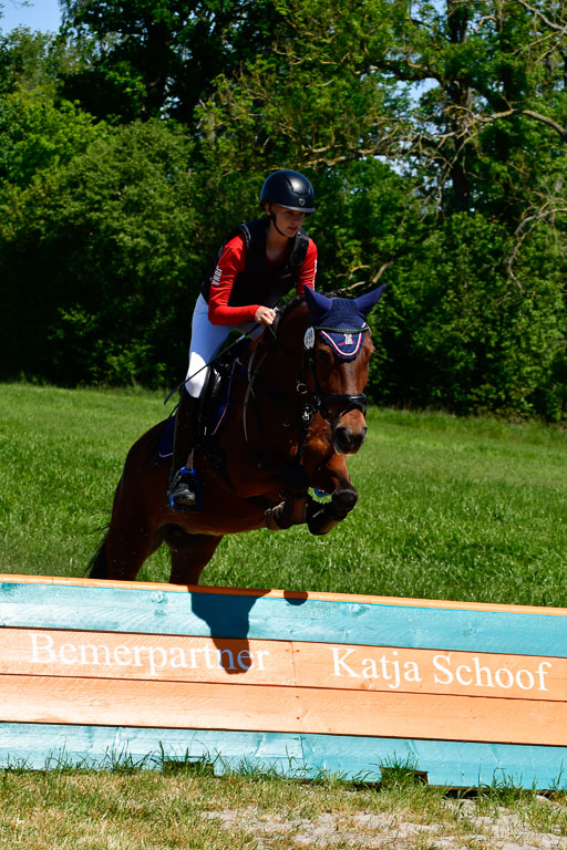 Goldene Schärpe Ponys in Hohen Luckow 1-4.6.23 | 04062023 Jona Wichmann - Evelyn_01 