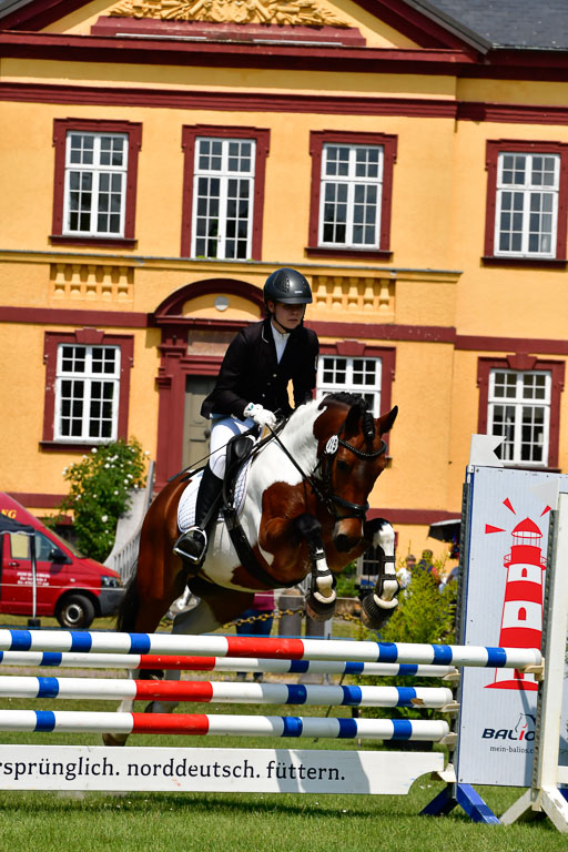 Goldene Schärpe Ponys in Hohen Luckow 1-4.6.23 | 04062023 Jonna Betty Ziche - Carlo_13 