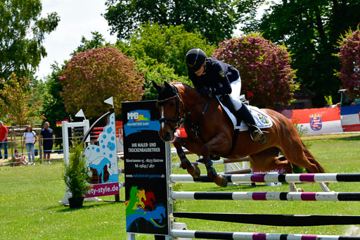 Goldene Schärpe Ponys in Hohen Luckow 1-4.6.23 | 04062023 Josefine Schroft -  Bo-Attella_24 