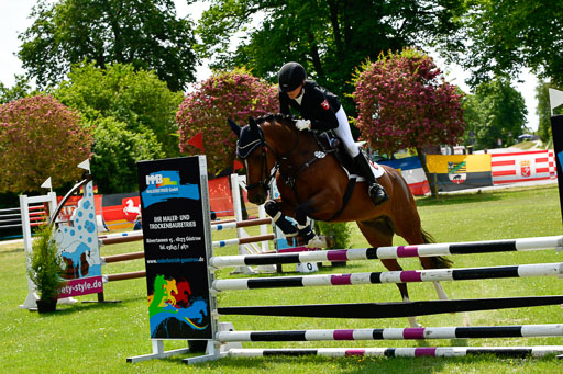 Goldene Schärpe Ponys in Hohen Luckow 1-4.6.23 | 04062023 Joyce Mölders - Nesquik_21 