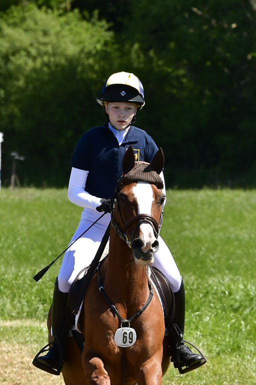 Goldene Schärpe Ponys in Hohen Luckow 1-4.6.23 | 04062023 Jule Koch - Mephisto_28 